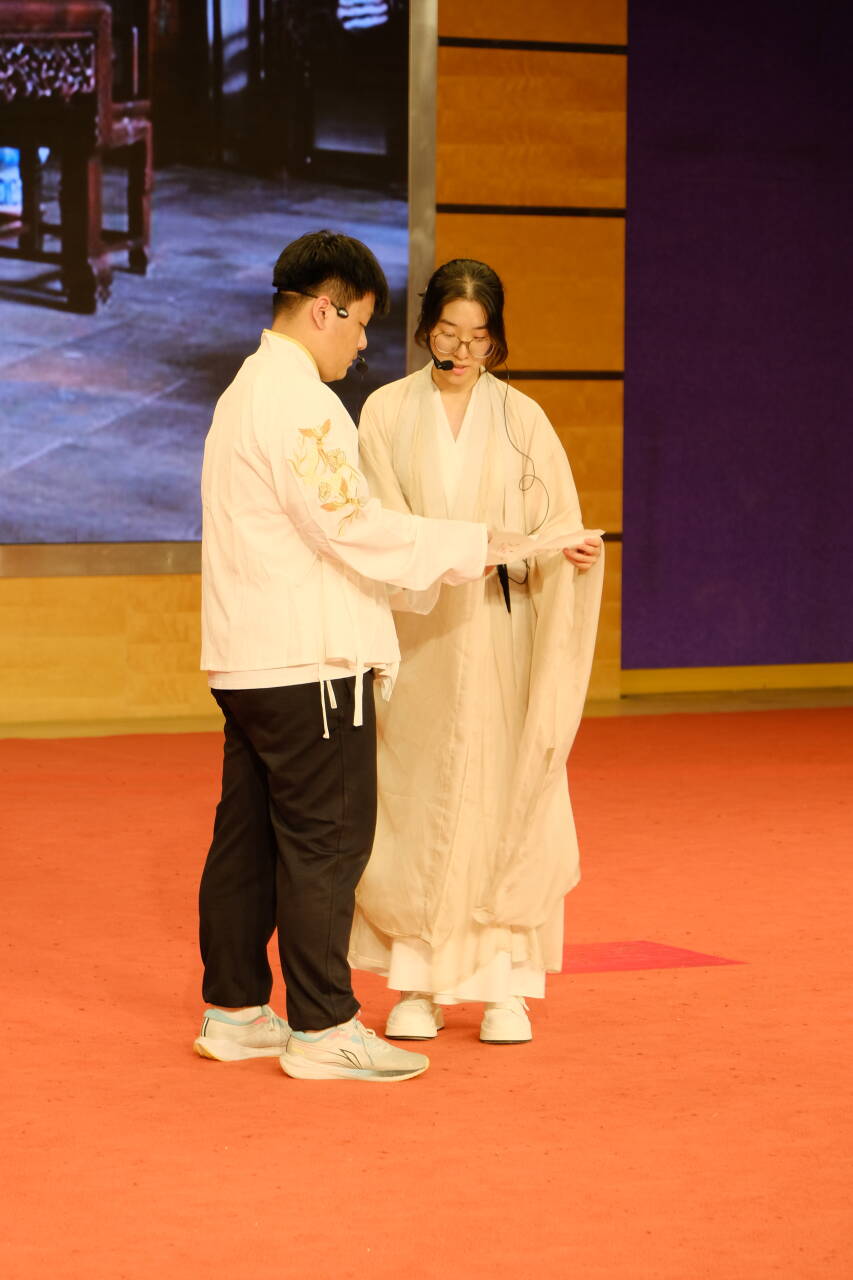 话剧节《满江红》话剧表演.JPG