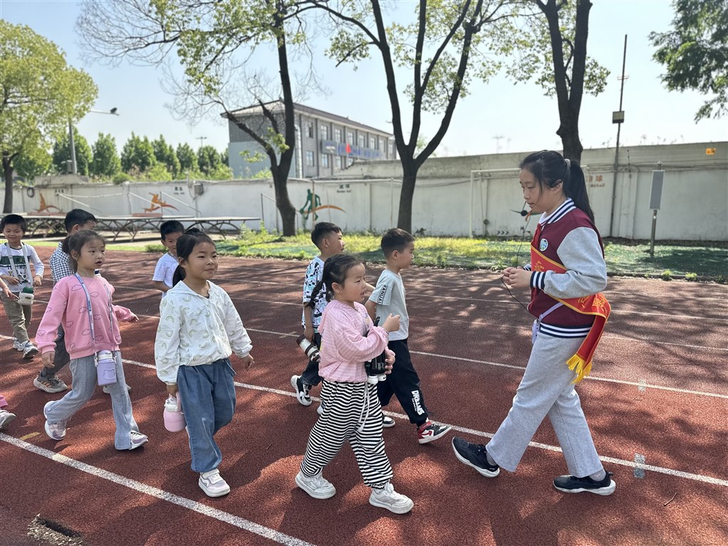5fb83a8ee1ef783adcac5e12ea9a3882.jpg