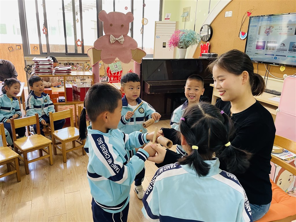 妈进课堂1.JPG