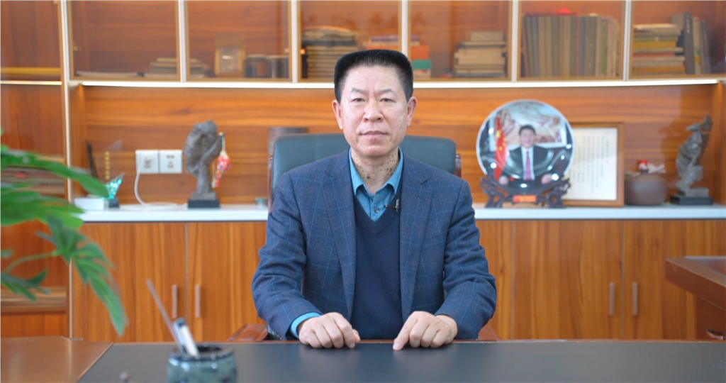 张云飞.png