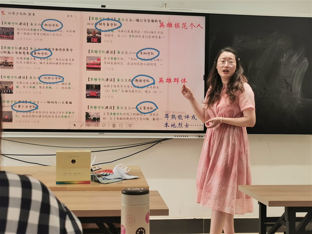 讲座2.jpg