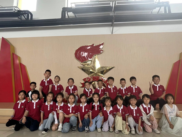 合照_副本.jpg 合照_副本.jpg