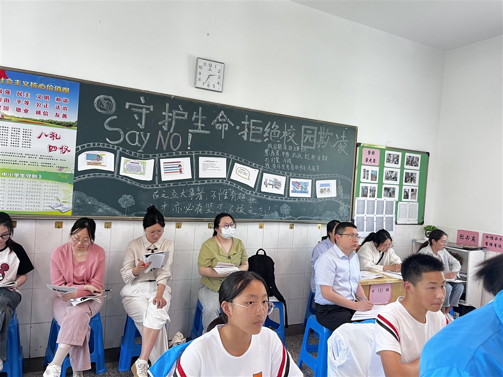 1fff2b95a9525347f740e820f5d2ac39.jpg