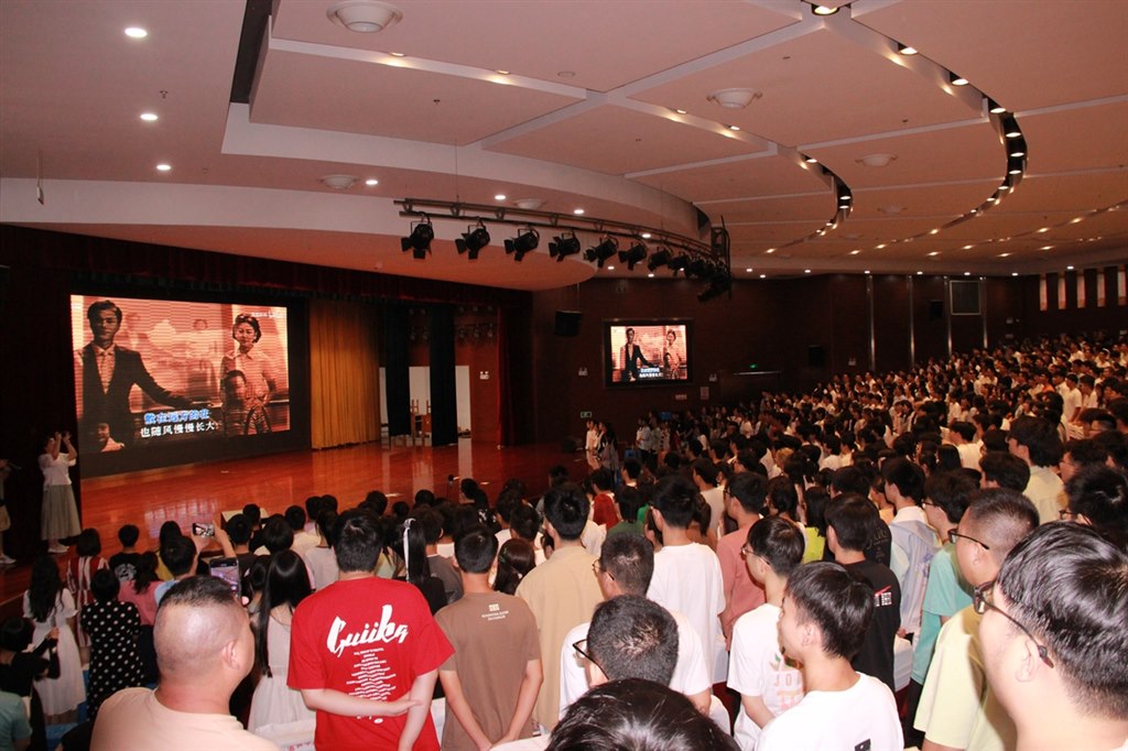 IMG_0963.JPG IMG_0963.JPG