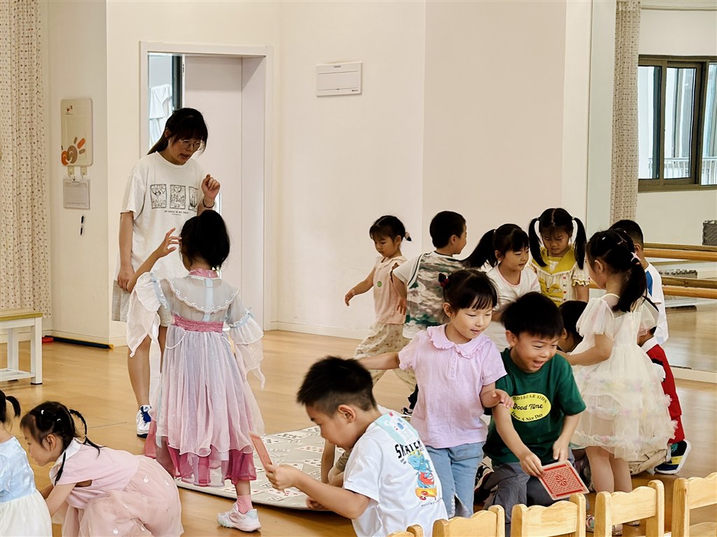 9d952501205b32cc03f5ee47d8f9df2.jpg