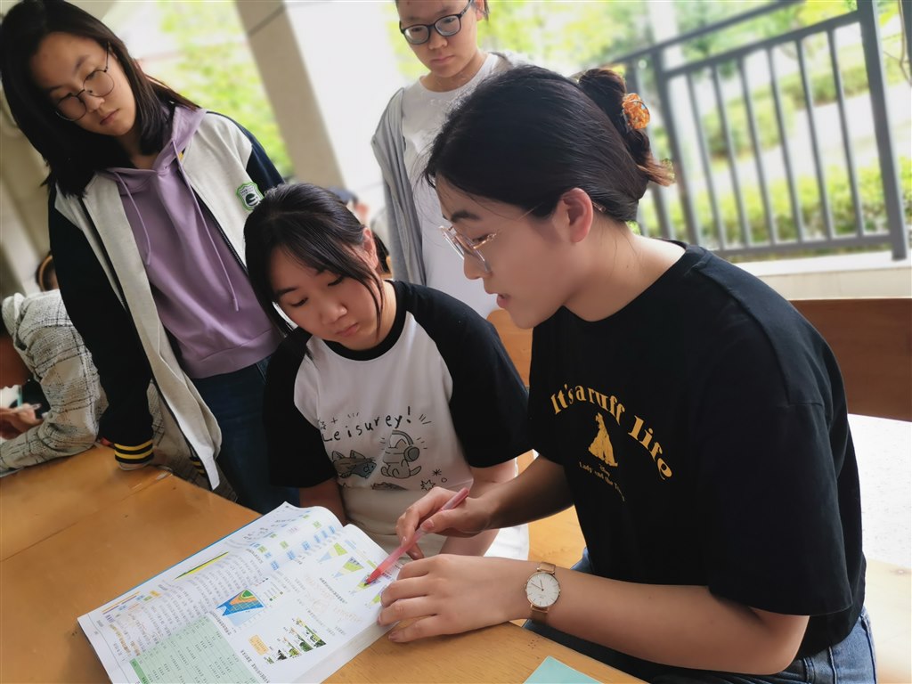 辅导学生 张燕楠.jpg