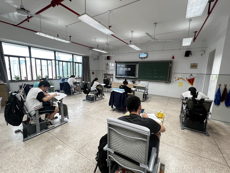 职高班考试.jpg