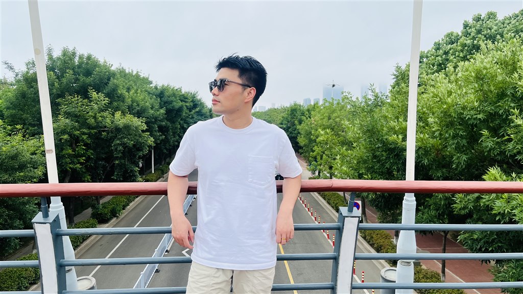 逄岩.jpg