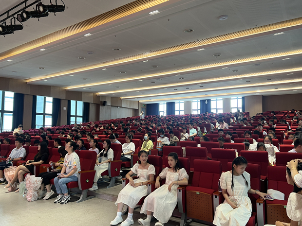 16 会场.jpg