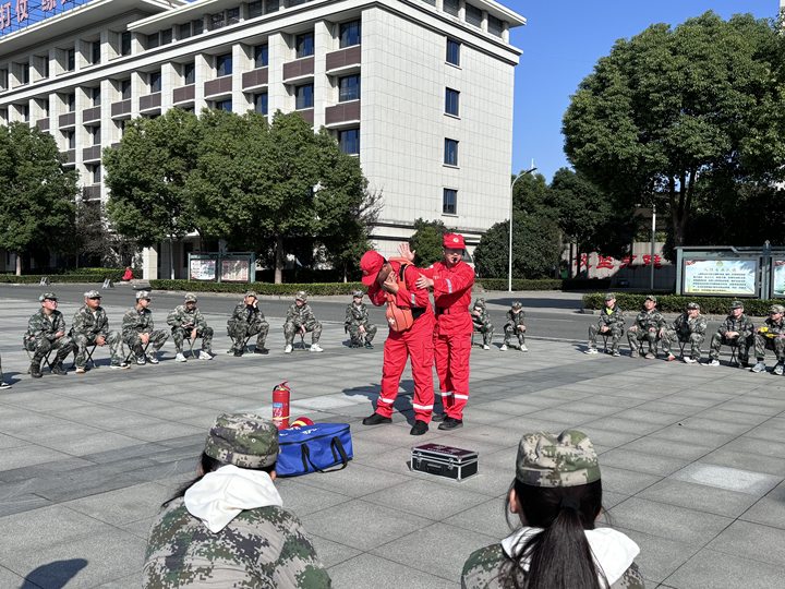 海姆利克.JPG