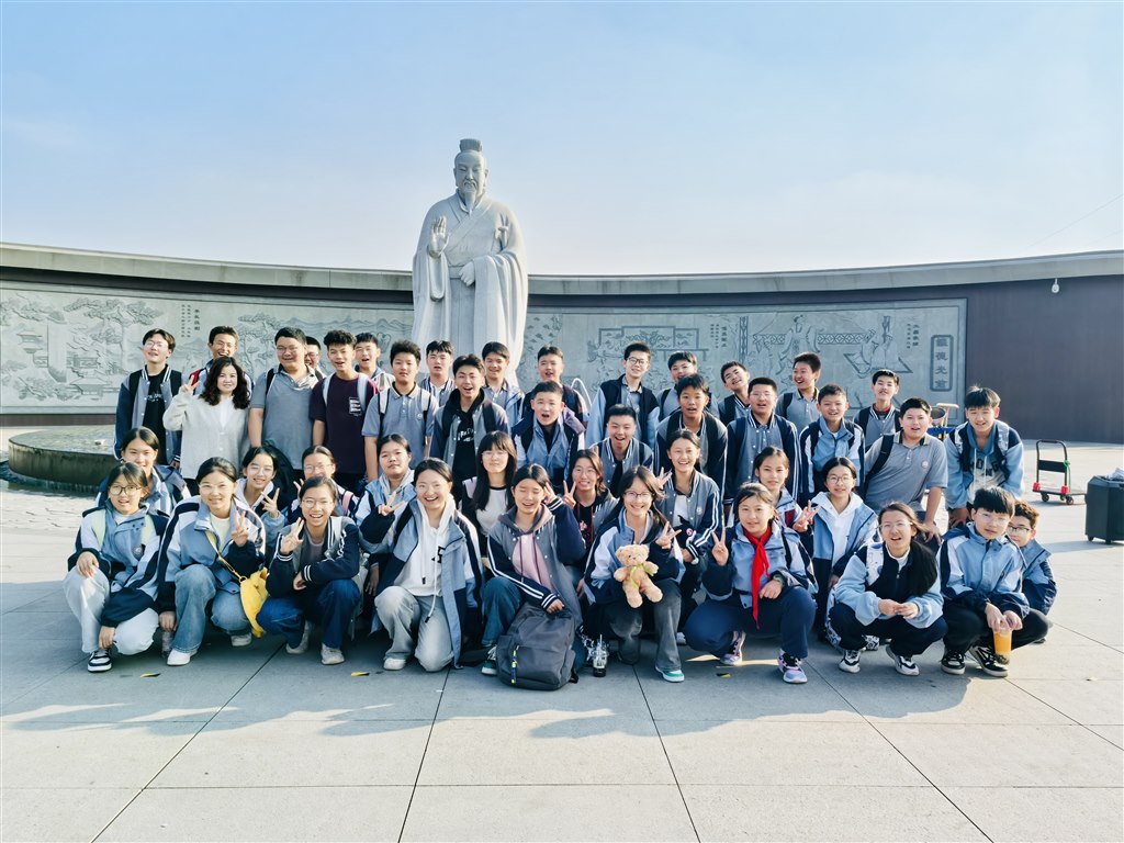 八6 2.jpg