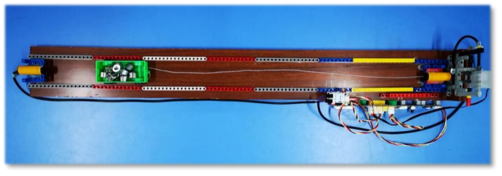 智能化小车实验装置.png 智能化小车实验装置.png