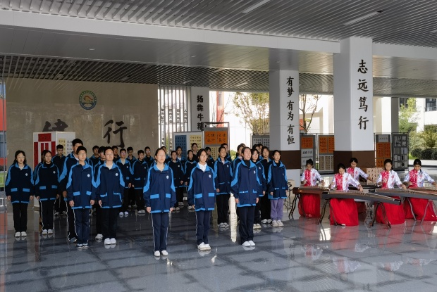 c6824eb83f1e9752a71d075379c2ef5f_副本.jpg