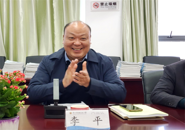 2自评汇报.jpg