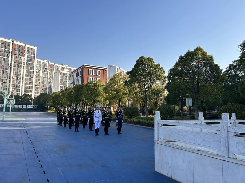 国旗队_副本.jpg 国旗队_副本.jpg