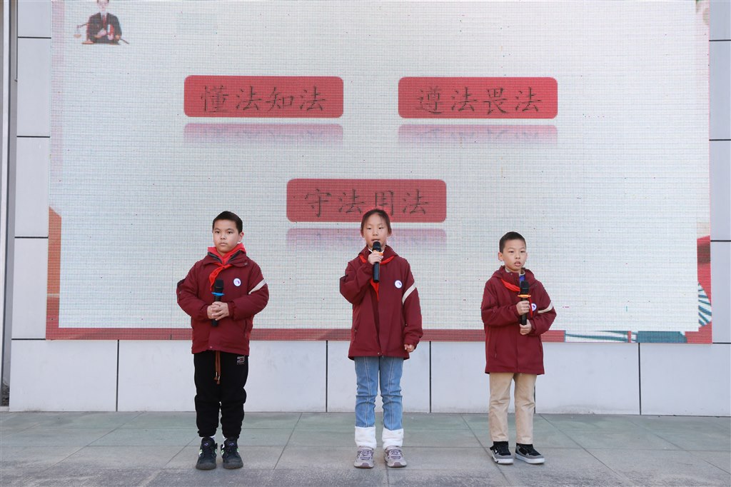 图2.JPG