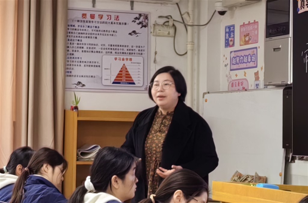 图2-1 语文 (2).jpg