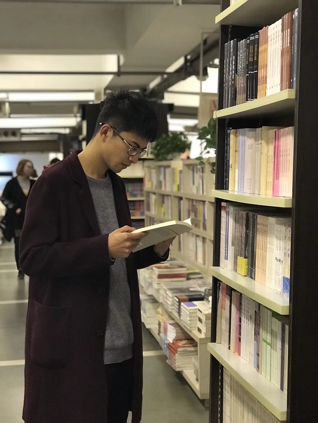 张云杰.jpg