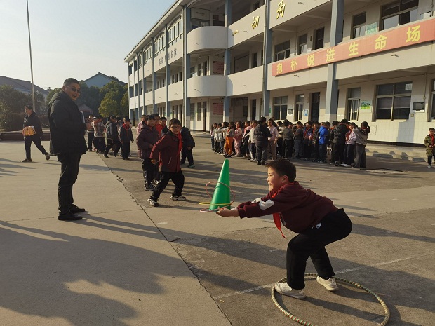 套圈2.jpeg 套圈2.jpeg