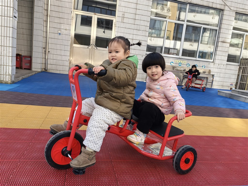 5D608ADB8AD5B319F76DBA112F56E2E1.jpg