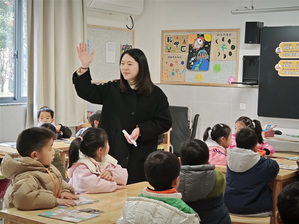 戴2.jpg