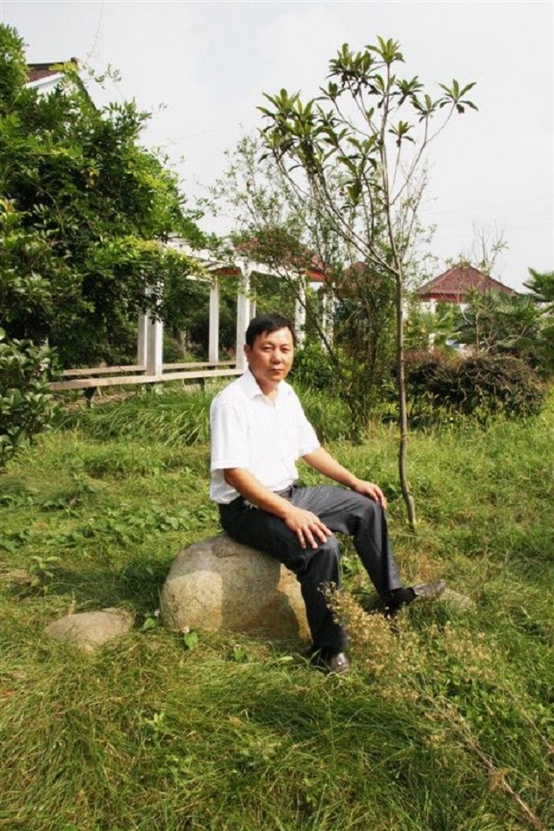 徐伟平.jpg