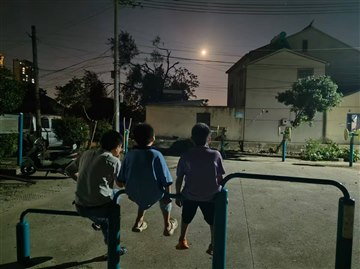 月满中秋，团圆中秋