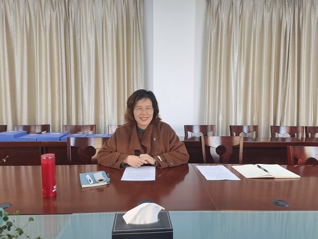 4章校汇报.jpg
