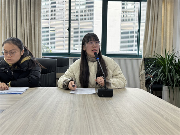 王月.jpg