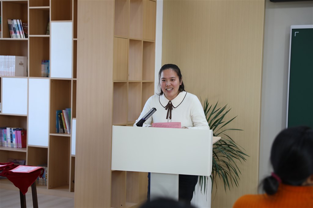 陆校发言.JPG
