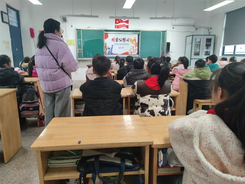 张倩.jpg