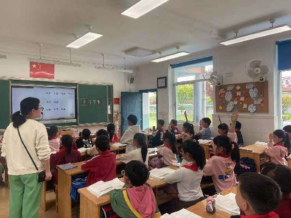 f5d40959d46ee7ea99801594caeac2c.jpg f5d40959d46ee7ea99801594caeac2c.jpg