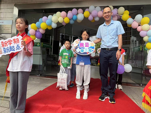 文校.jpg 文校.jpg