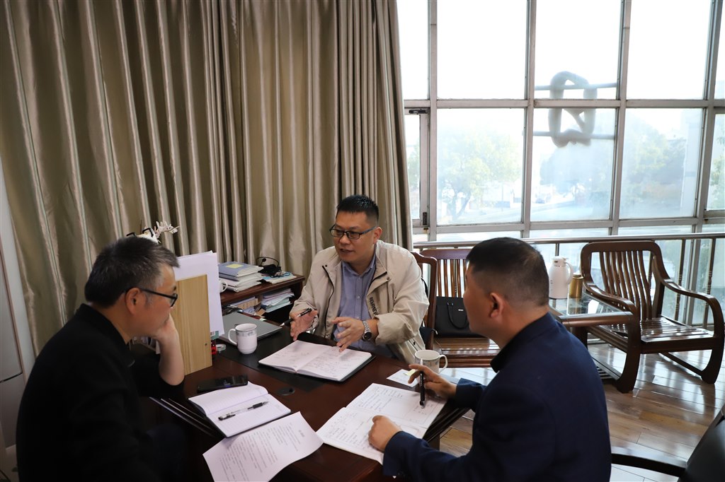 图片23.jpg 图片23.jpg