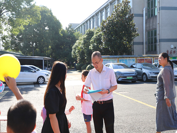 文校.jpg 文校.jpg