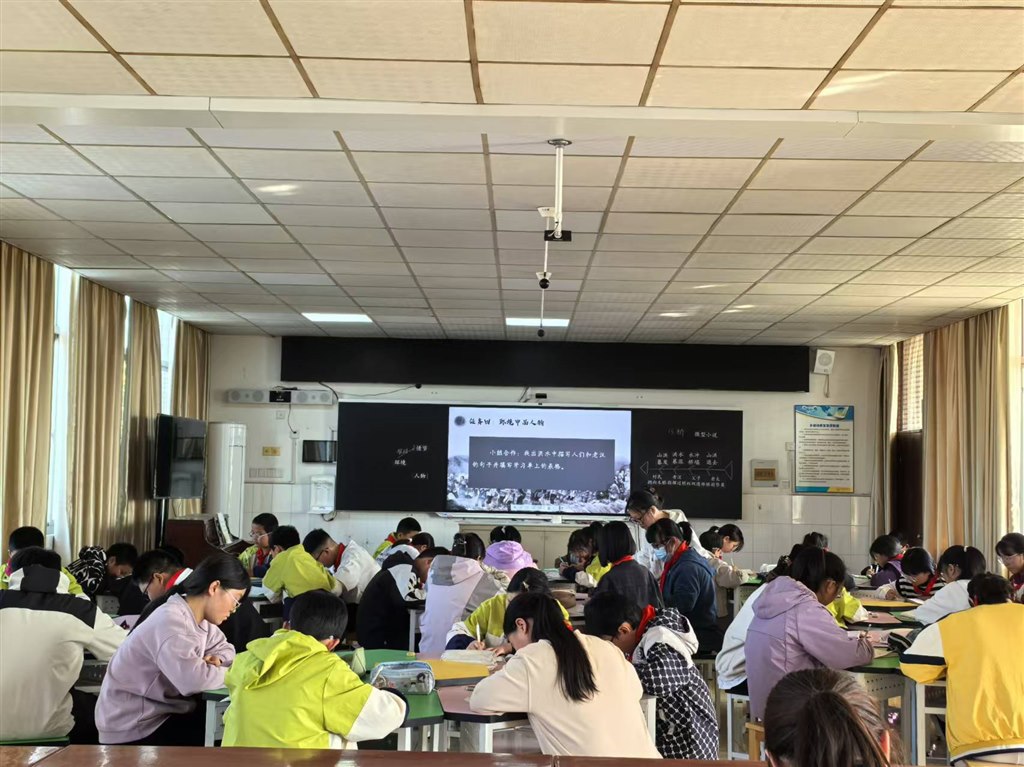 4c6d6a408ccdbb2c45830d6cc53c05e.jpg 4c6d6a408ccdbb2c45830d6cc53c05e.jpg