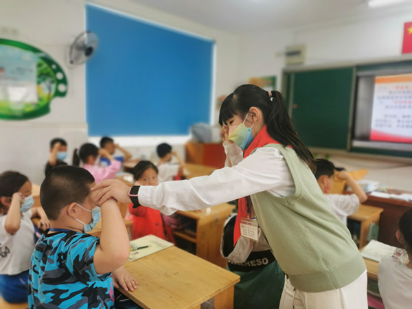 1入队前教育.jpg 1入队前教育.jpg