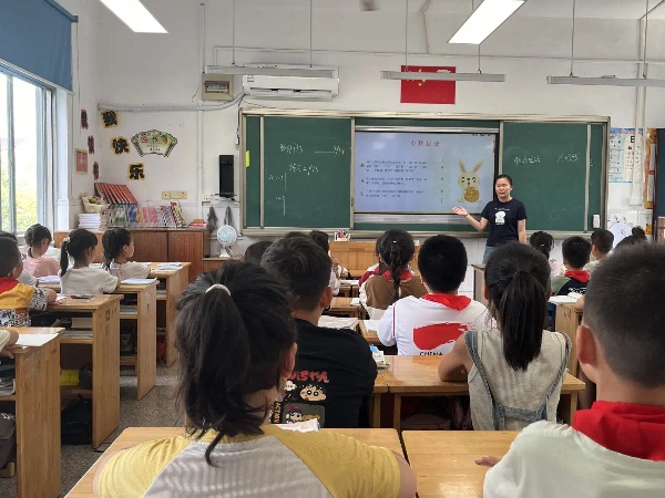 e46030feba6bc3d42cf231bd58ed134_副本.jpg e46030feba6bc3d42cf231bd58ed134_副本.jpg