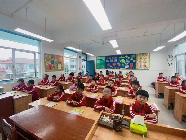 朗读3_副本.jpg 朗读3_副本.jpg