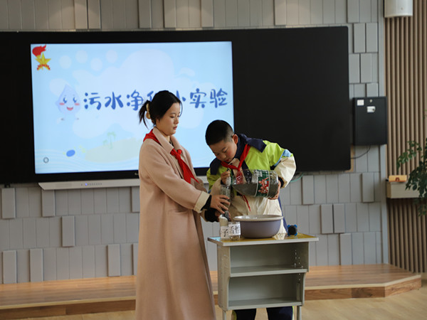 4做实验.jpg 4做实验.jpg