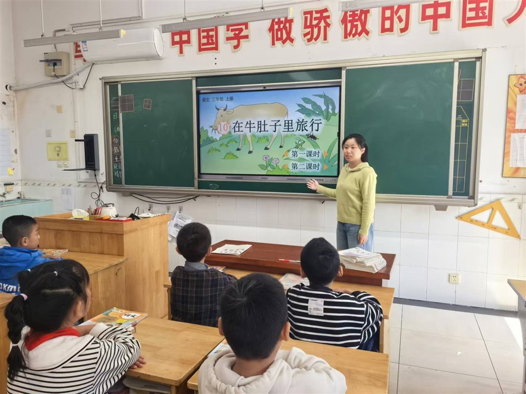 2b332e245c3d50f2d8d04ad3a67ed1d.jpg 2b332e245c3d50f2d8d04ad3a67ed1d.jpg