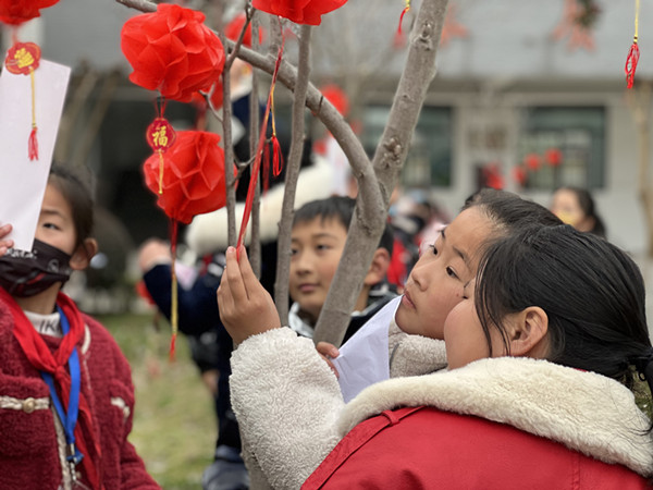 2猜谜.jpg 2猜谜.jpg