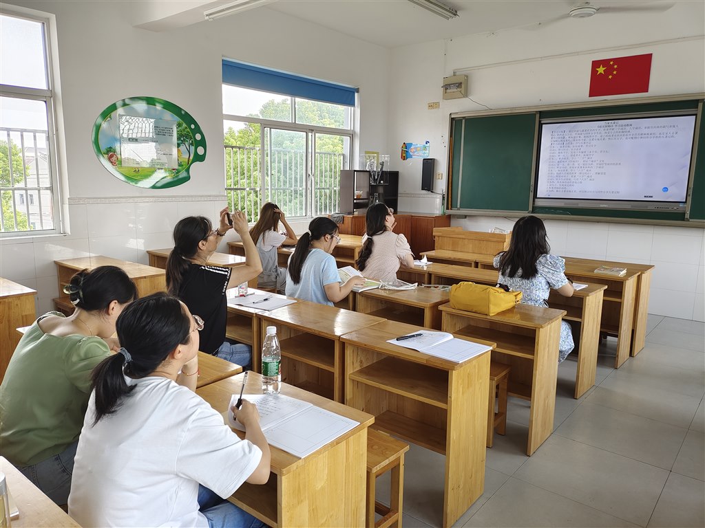 209ceefd7307fb9a0af82d13fbdfa21.jpg 209ceefd7307fb9a0af82d13fbdfa21.jpg