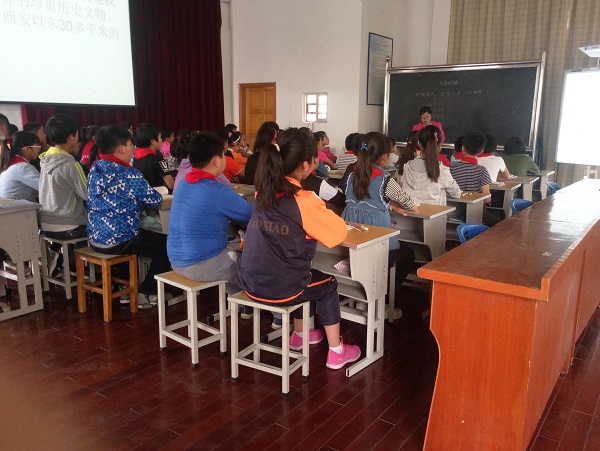 82D8888826C438B37A11CEDE72041BA8.jpg 82D8888826C438B37A11CEDE72041BA8.jpg