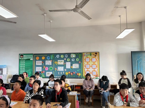 老师_副本.jpg 老师_副本.jpg