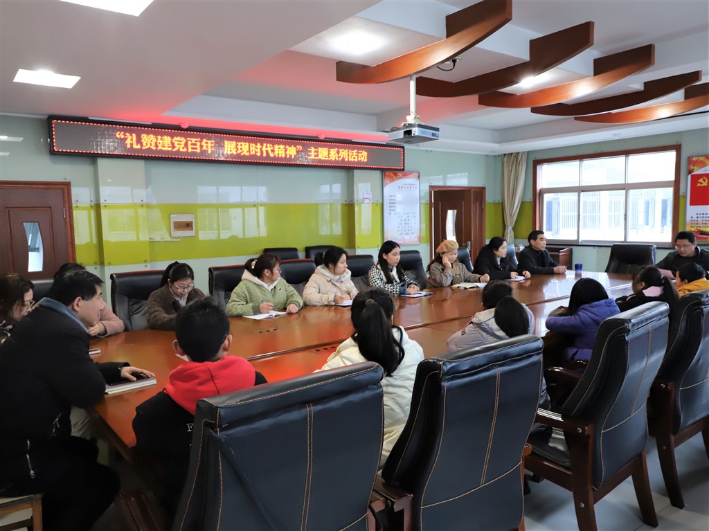 帮扶结对2.JPG 帮扶结对2.JPG