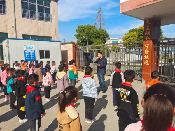 9bf08daff323c23363ce034b822582a.jpg 9bf08daff323c23363ce034b822582a.jpg