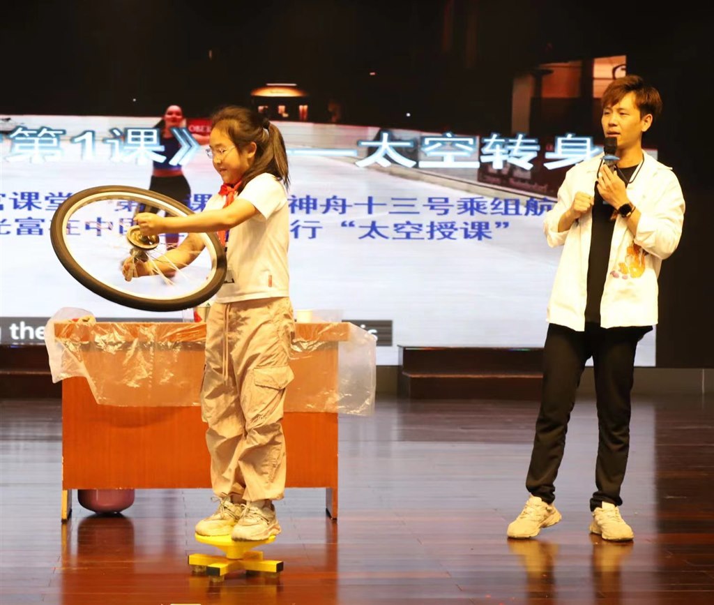 f39018539d7e2eecbf1e54e0c8669cc.jpg f39018539d7e2eecbf1e54e0c8669cc.jpg