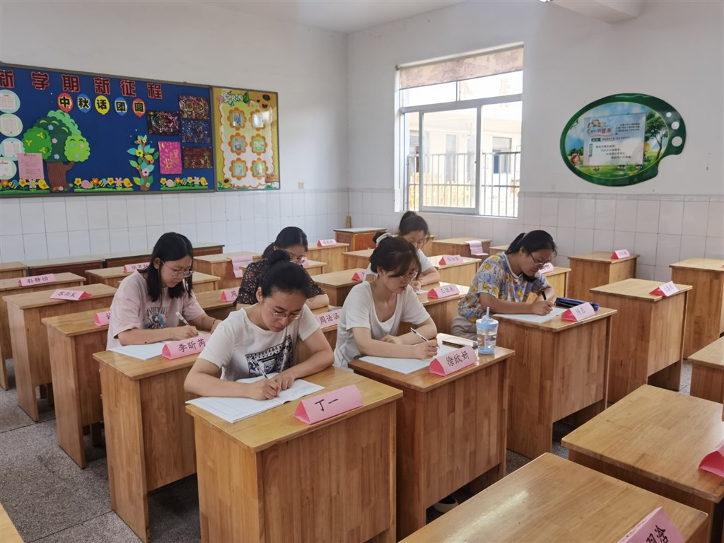 74796fc218addc1013a4f821a116ea6.jpg 74796fc218addc1013a4f821a116ea6.jpg