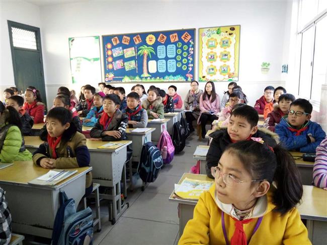 听课老师.jpg 听课老师.jpg